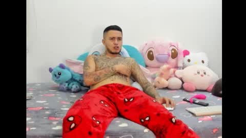 Snapshot of tamy_ian chatting on 02.08.26 Tamy ian online show from 02.08.26