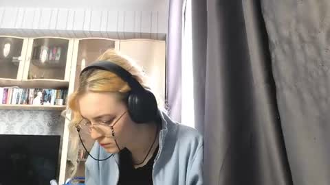 Snapshot of tandrahamiter chatting on 07.30.26 Adeline online show from 07.30.26