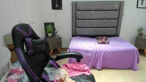 Tania  online show from 04.29.26