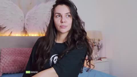 Tania Amore online show from 05.24.26