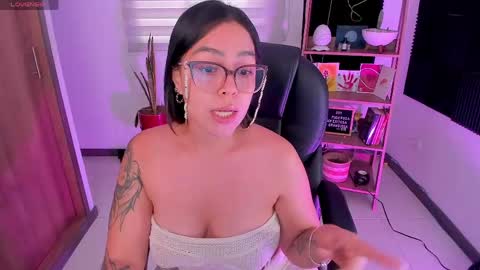 Tania Velvet online show from 04.22.26