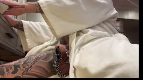 Snapshot of tankguyusa chatting on 03.22.26 Tank Guy online show from 03.22.26