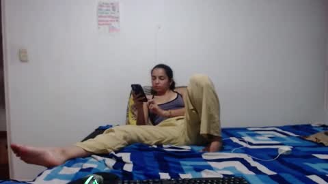 Snapshot of tantricroots chatting on 03.05.25 Angeline Follow online show from 03.05.25