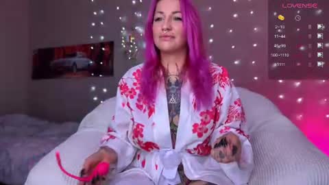 Tanya acid       online show from 07.25.26
