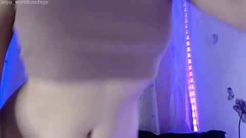 Snapshot of tanya_worldbondage chatting on 06.05.26 tanya online show from 06.05.26