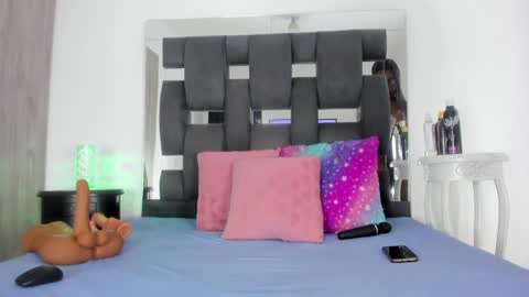 Snapshot of tanyyaa chatting on 02.08.25 Tanya online show from 02.08.25