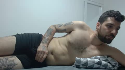 Snapshot of tap_hand2 chatting on 02.12.25 jimmy online show from 02.12.25