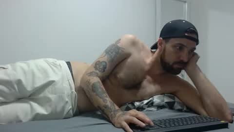 Snapshot of tap_hand2 chatting on 02.19.25 jimmy online show from 02.19.25