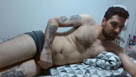 Snapshot of tap_hand2 chatting on 03.03.25 jimmy online show from 03.03.25