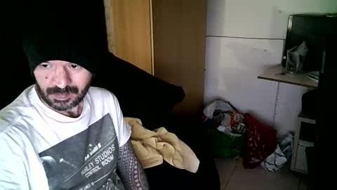 tarado_skype_cam online show from 12.20.25