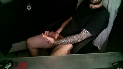 tarado_skype_cam online show from 04.18.26