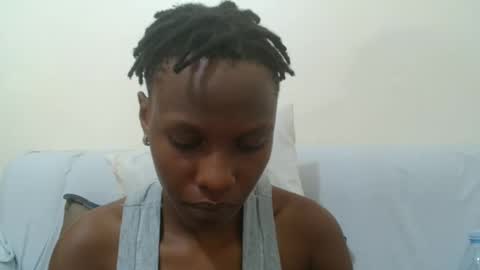 Snapshot of tarajeen chatting on 10.11.25 Tara online show from 10.11.25