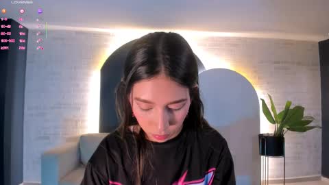 Tara Lawrence online show from 02.07.26