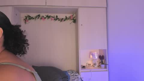 Snapshot of tarawiilson_ chatting on 03.15.26 T A R A online show from 03.15.26