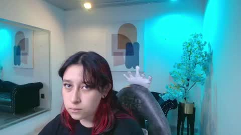 Snapshot of tarlywho chatting on 05.06.26 Tarly Who online show from 05.06.26