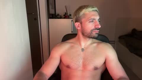 tarquit8 online show from 09.30.25