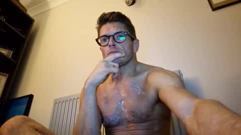 Snapshot of tartankingofscots chatting on 11.29.25 tartankingofscots online show from 11.29.25