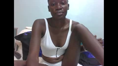 Snapshot of tasha_maya chatting on 12.05.24 milan online show from 12.05.24