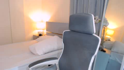 Miss Tati online show from 06.25.26