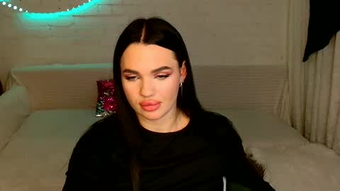 Snapshot of tasty_babyy chatting on 10.22.25 tasty_babyy online show from 10.22.25