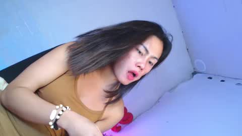 Vannesa online show from 02.28.25