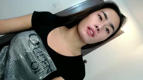 Vannesa online show from 10.23.25