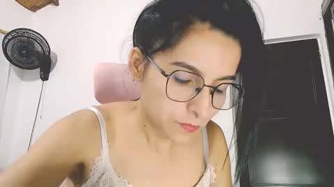 tatabebe online show from 11.25.25