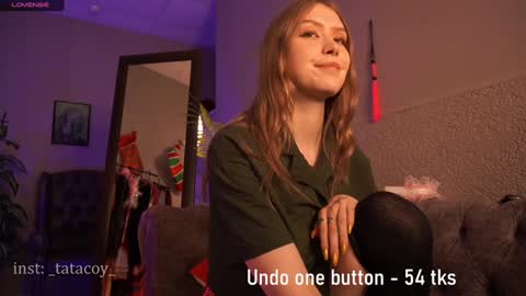 Snapshot of tatacoy chatting on 01.15.25 TataCoy online show from 01.15.25