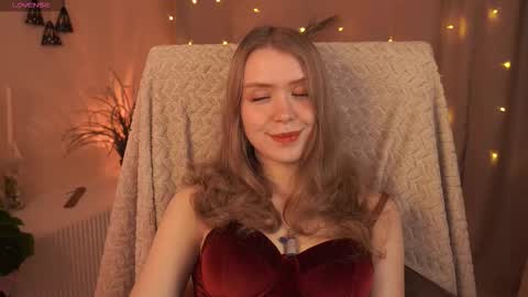 Snapshot of tatacoy chatting on 10.17.25 TataCoy online show from 10.17.25