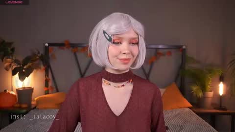 Snapshot of tatacoy chatting on 11.25.25 TataCoy online show from 11.25.25