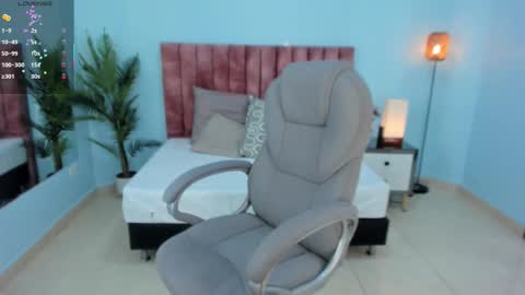 Tati Saldarriaga online show from 03.11.26