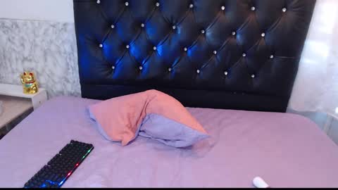 Snapshot of tatiana_lopez19 chatting on 12.29.24 Tatiana online show from 12.29.24