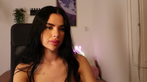 Snapshot of tatianaxoxo1 chatting on 05.19.26 Tatiana online show from 05.19.26