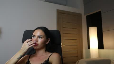 Snapshot of tatianaxoxo1 chatting on 07.31.26 Tatiana online show from 07.31.26