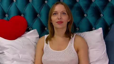 Snapshot of tatibugati chatting on 02.04.26 TatiBugati online show from 02.04.26