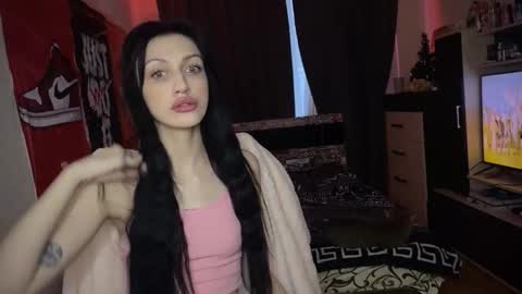 Snapshot of tatika_williams chatting on 01.11.26 tatika_williams online show from 01.11.26