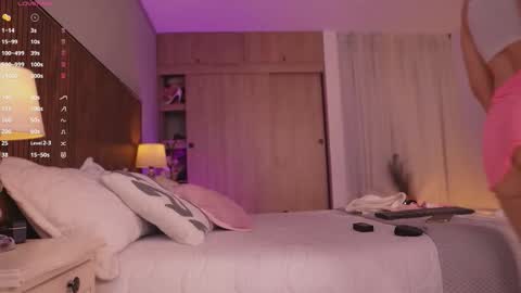 Snapshot of tatikiss_ chatting on 02.27.26 Tatiana independent girl online show from 02.27.26