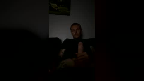 Snapshot of tattdaddy9393 chatting on 06.20.26 tattdaddy9393 online show from 06.20.26