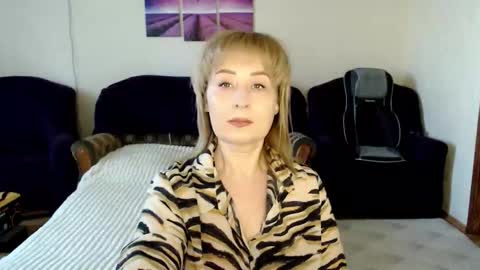 Tattease online show from 05.05.26