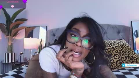 Tatted Queen online show from 04.02.26