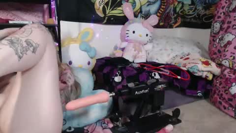 Snapshot of tattedthickandpretty chatting on 01.02.25 TattedThickandPretty online show from 01.02.25