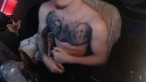 Snapshot of tattedtoyabuser chatting on 12.16.25 tattedtoyabuser online show from 12.16.25