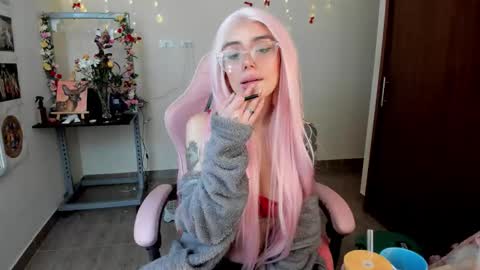 Snapshot of tattoed_bunny9 chatting on 02.14.26 Rose Marie online show from 02.14.26