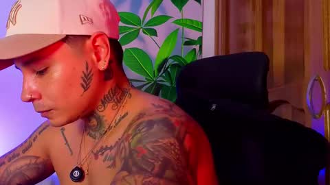 Snapshot of tattokoi chatting on 05.21.26 tattokoi online show from 05.21.26