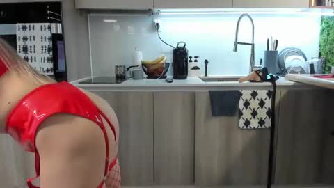 Nicole online show from 01.18.25