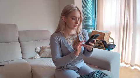 tattoobbgirl online show from 03.20.26