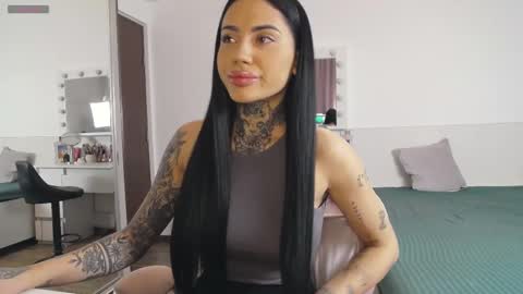 Kendra     onlyfans- online show from 02.25.25