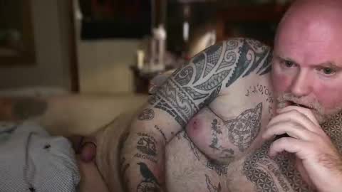 Tattooeddilf 01 online show from 04.16.26