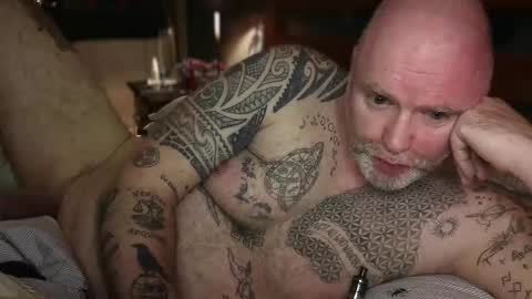 Tattooeddilf 01 online show from 04.20.26
