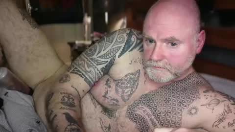 Tattooeddilf 01 online show from 04.23.26